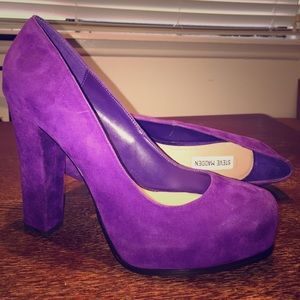 Steve Madden Sarrina Suede Pumps