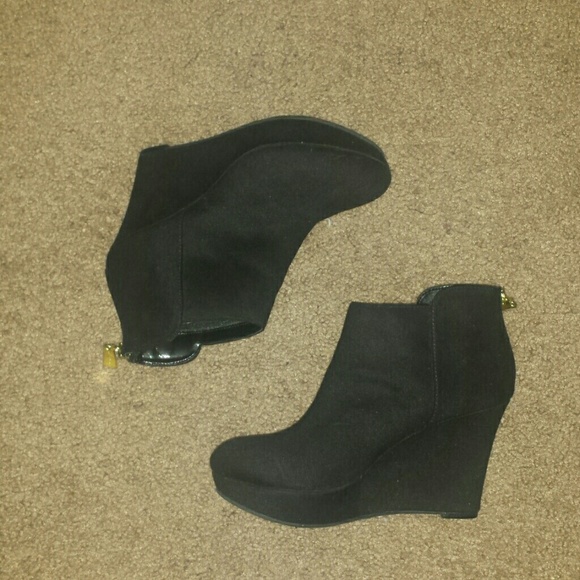 High Pump Booties