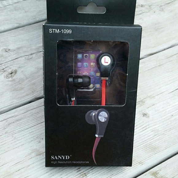 Monster Authentic High Resolution Headphones NIB