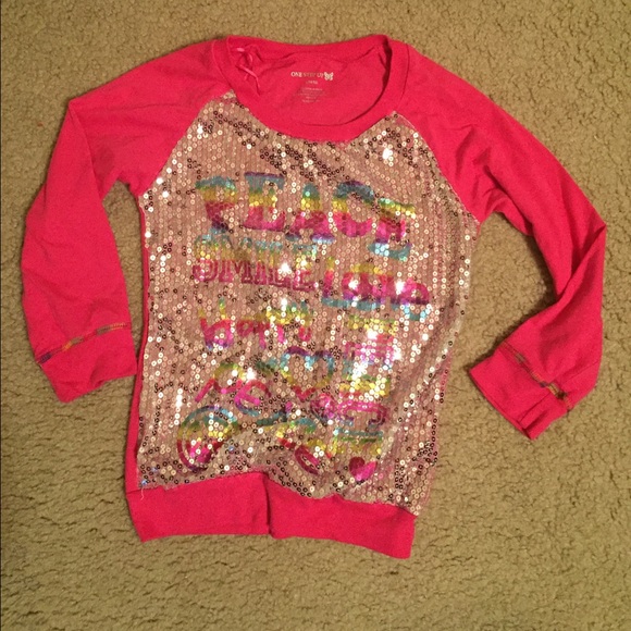 Girl's sequin top. Like new. Size large.