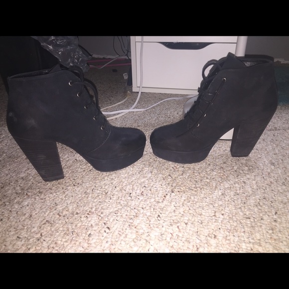 Black Steve Madden booties