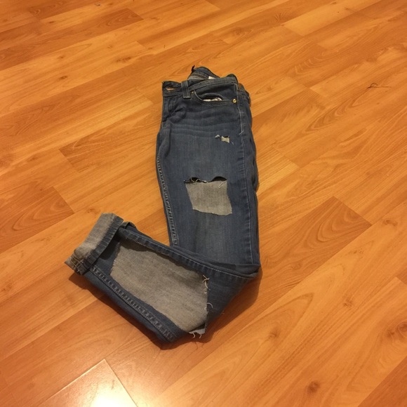DIY distressed jeans - Picture 4 of 4