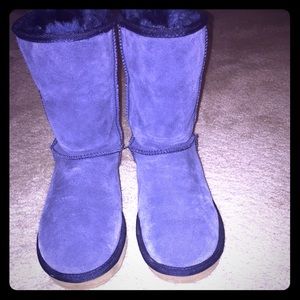 Classic short blue uggs
