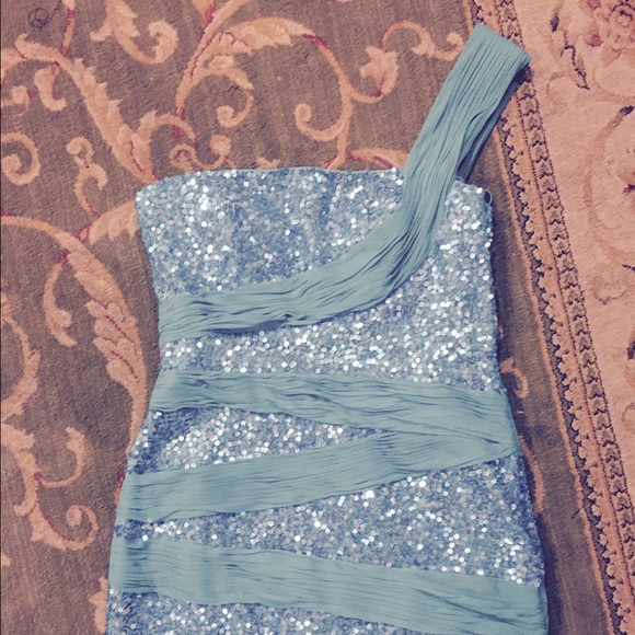 Marc Bouwer Glamit one shoulder sequin dress - Picture 4 of 4