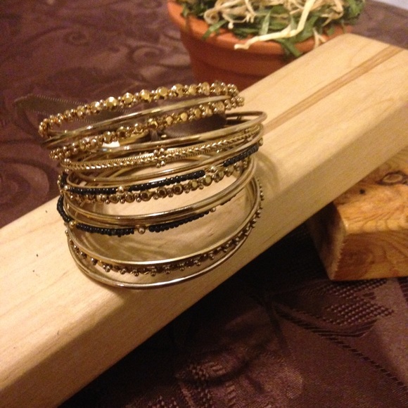 Multi Gold Tone Bangles - Picture 2 of 3