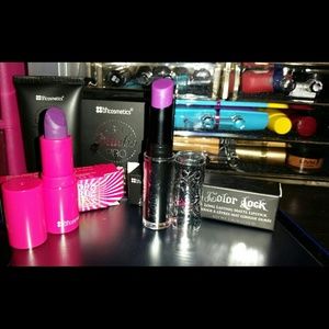 BH cosmetics Lip sticks