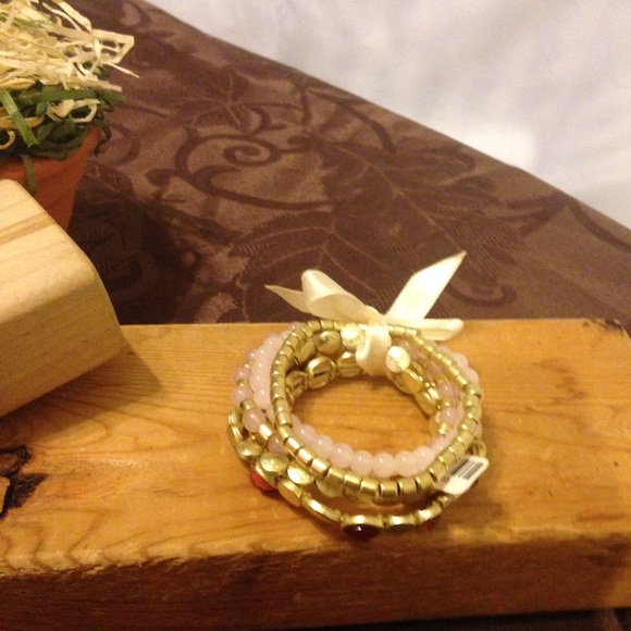 Stretch Multi Matte Gold Bracelet - Picture 2 of 3