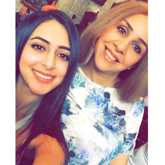 Meet your Posher, Ola - Picture 1 of 1