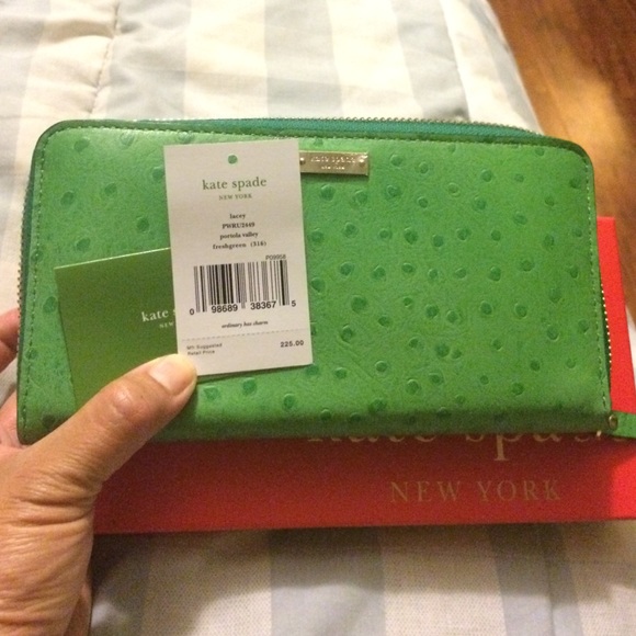 Zipper Wallet - Picture 4 of 4