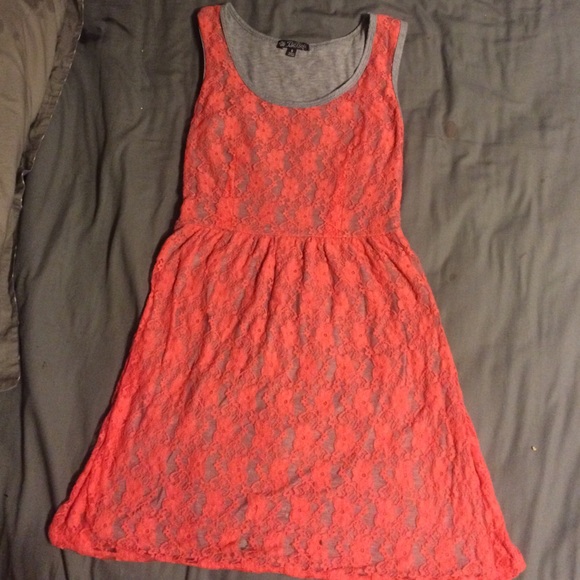 Be Bop Dresses & Skirts - Gray and coral dress