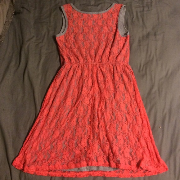 Gray and coral dress - Picture 2 of 4