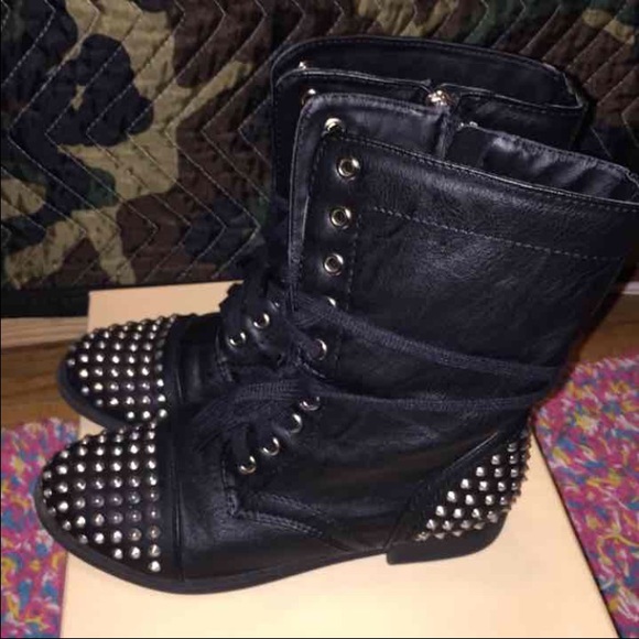 🚫SOLD🚫 - Picture 2 of 4