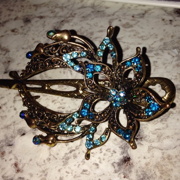 Teal and bronze hair clip