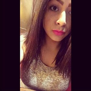 Meet your Posher, Vanessa