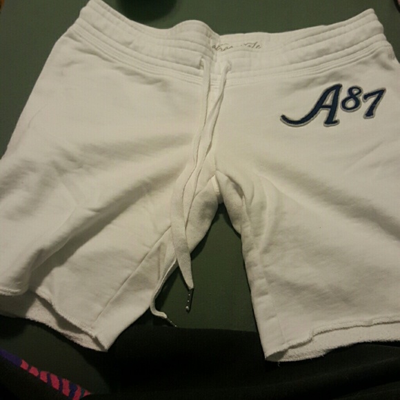 Shorts - Picture 2 of 2