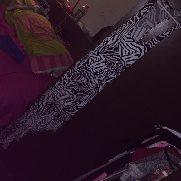 Deb Dress , Size medium 👗 - Picture 1 of 4