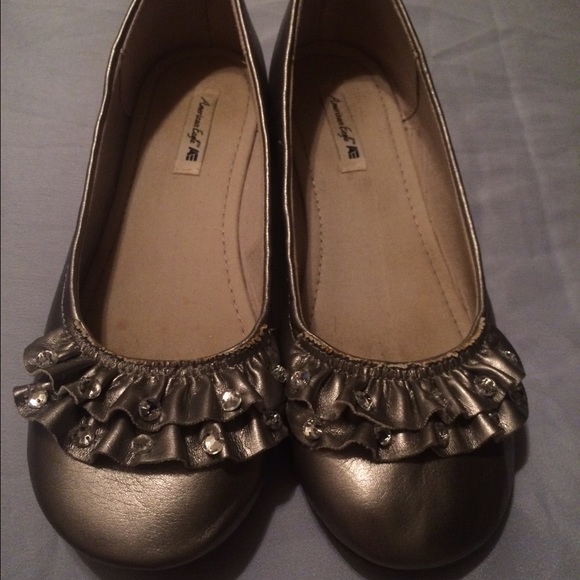 American Eagle grey flats - Picture 2 of 3