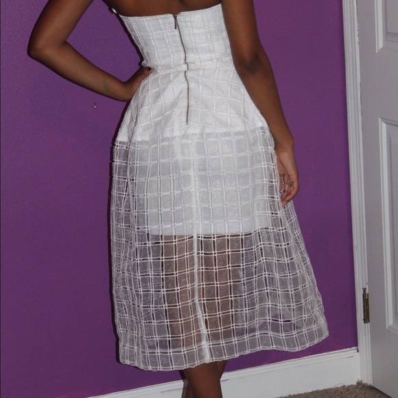 NICHOLAS (EXCLUSIVE) White strapless ball dress - Picture 3 of 4