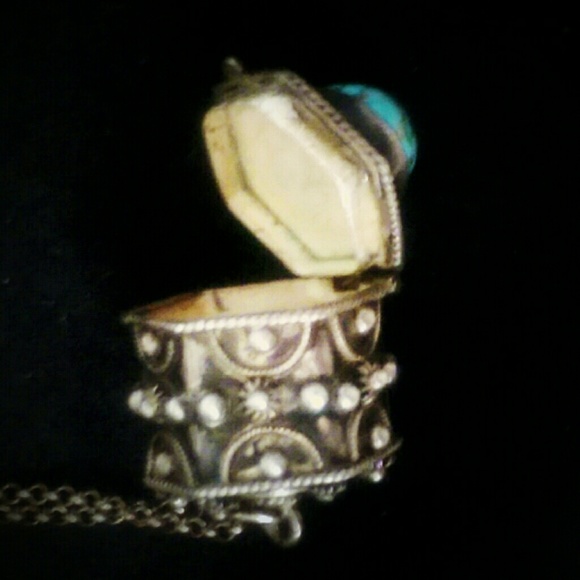 ❌Antique Sterling/Turquoise Poison Box Necklace❌ - Picture 3 of 4