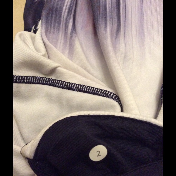 Lululemon Wunder Under Crop-❌ Bundled/Sold - Picture 4 of 4