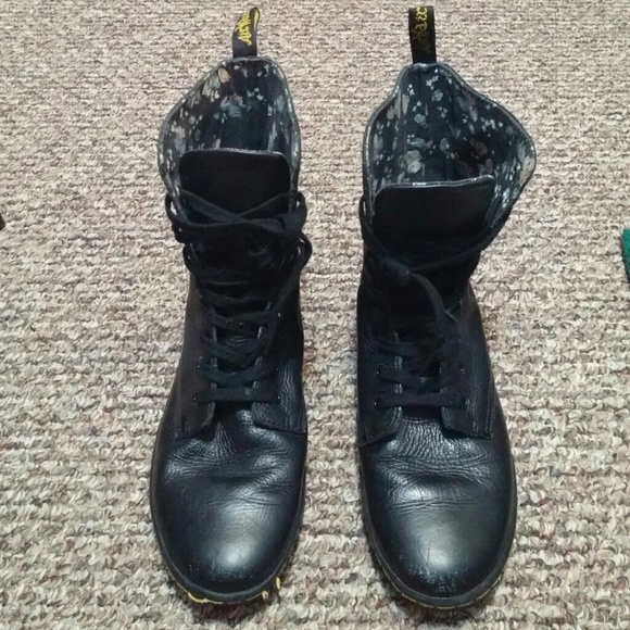 Air Ware Black Leather Doc Martens