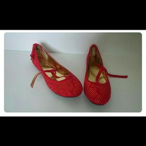 Sparkly red flats