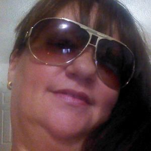 Meet your Posher, Kenia