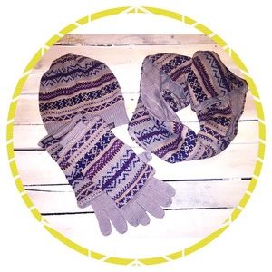 ⭐️MUKLUKS hat glove scarf trio. So warm!⭐️