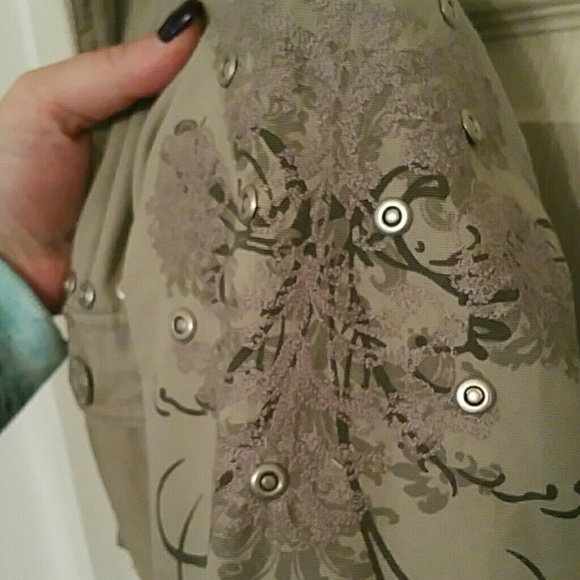 Embroidered fitted jacket - Picture 2 of 4