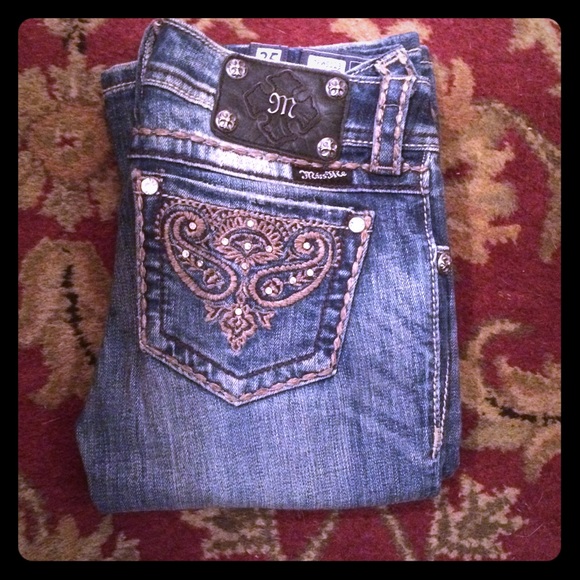 Women's miss me jeans size 25