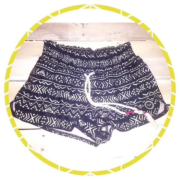 ⭐️NWOT Roxy swim shorts! Never worn!⭐️