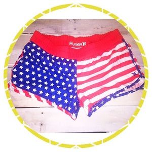 ⭐️HURLEY AMERICAN FLAG BOARD SHORTS WOMENS LARGE⭐️