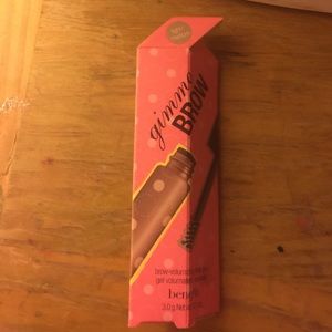 gimme brow in light/medium