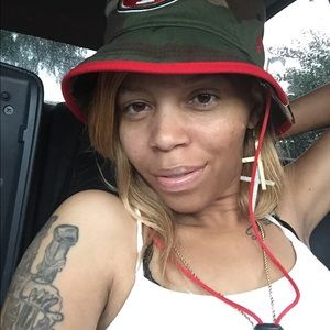 Meet your Posher, Lakesha