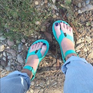 Meet your Posher, Denee