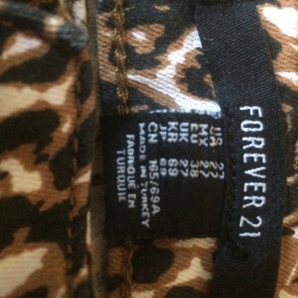 Patterned pants - Picture 2 of 3