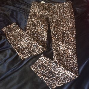Patterned pants