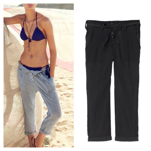 Victoria's Secret Pants - NWT VS's Belted Cover-Up Capri - BLACK