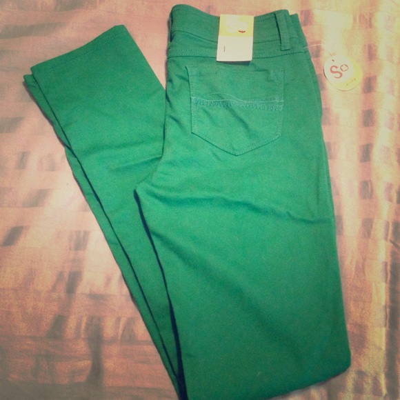 Green skinny pants