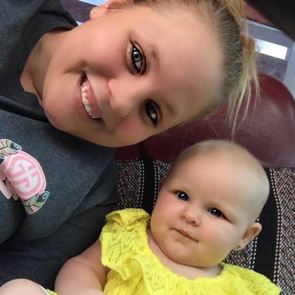 Meet your Posher, Melissa