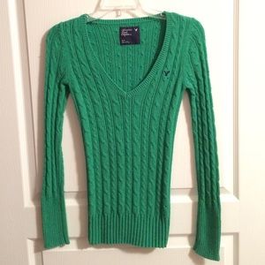 America Eagle green sweater