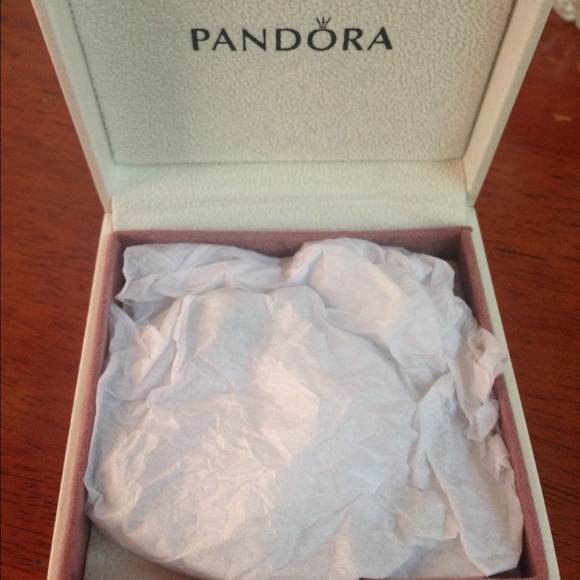 🔹AUTHENTIC NEVER WORN🔹Pandora Bracelet w/ CHARMS - Picture 3 of 3