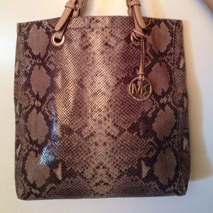 Michael Kors snake print tote great condition