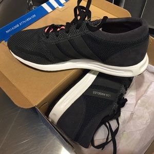 Adidas, Los Angeles Black sneakers