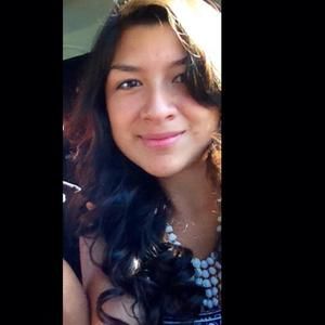 Meet your Posher, Claudia