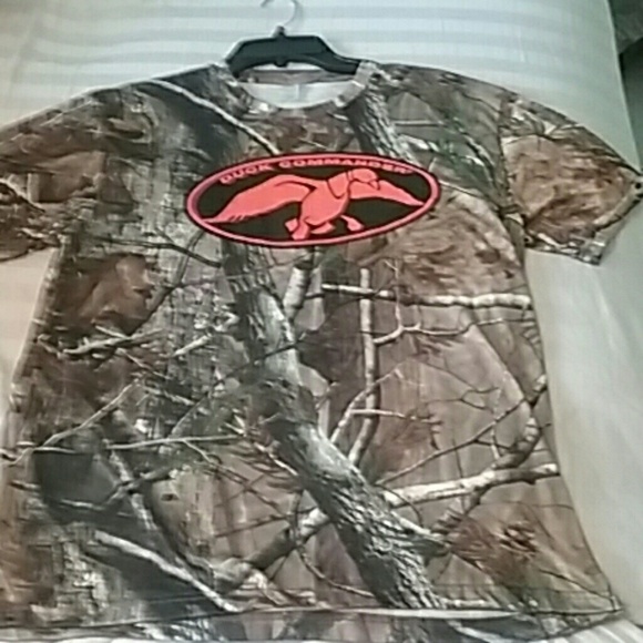 Duck commander camo tee