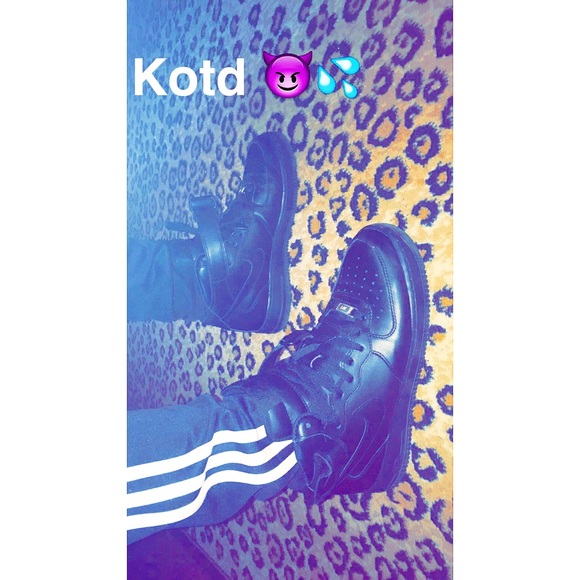 Air Force Ones Size 8 All Black - Picture 1 of 1