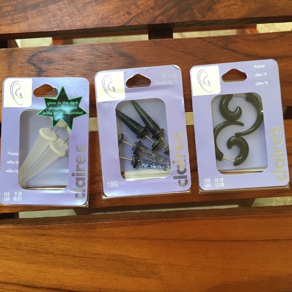 Claire's faux gauges