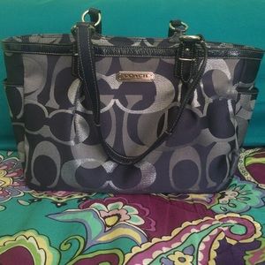 100% real Coach purse, gently used.