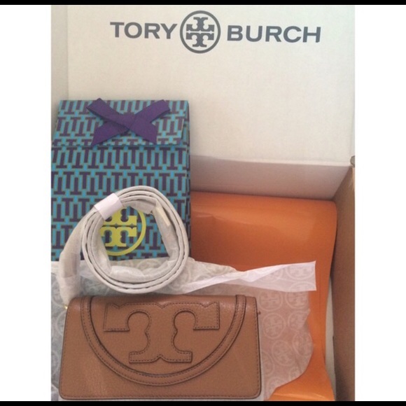 ISO Tory Cross Body!!!